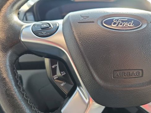 Used 2019 Ford Transit 250 148 Medium Roof image 18