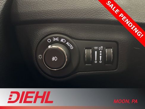 Used 2021 Jeep Compass 80th Special Edition w/ Sun and Sound Group image 23
