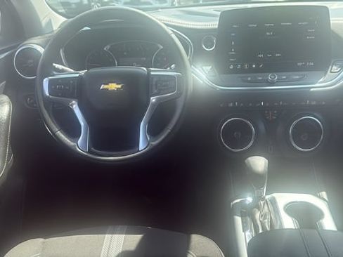 Used 2025 Chevrolet Blazer LT FWD image 28