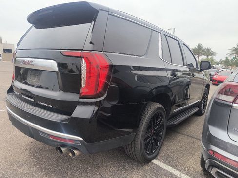 Used 2022 GMC Yukon Denali AWD/4WD image 5