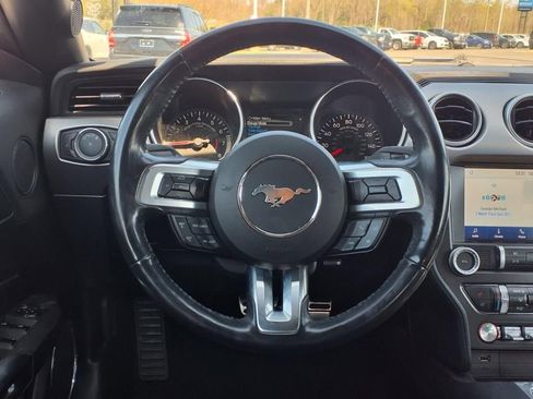 Used 2022 Ford Mustang Premium image 13