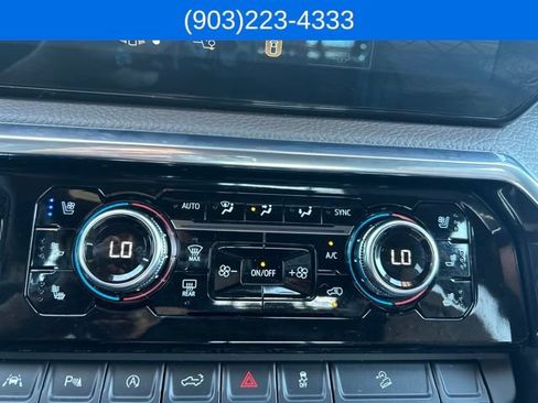 Used 2025 GMC Sierra 1500 Denali AWD/4WD image 28