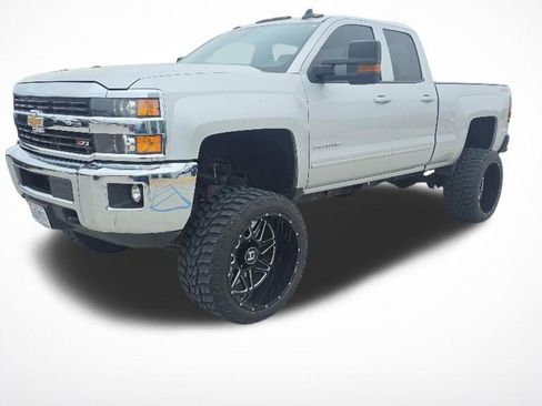 Used 2015 Chevrolet Silverado 2500 LT w/ LT Convenience Package AWD/4WD image 38