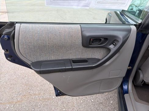 Used 2002 Subaru Forester L AWD/4WD image 25