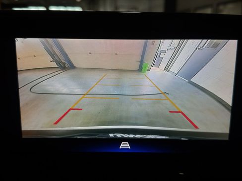 Used 2025 Chevrolet TrailBlazer LT image 28