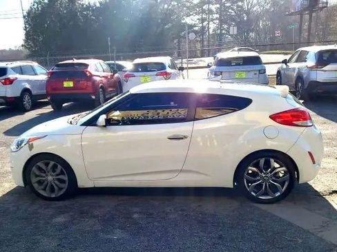 Used 2014 Hyundai Veloster RE:FLEX Edition image 8