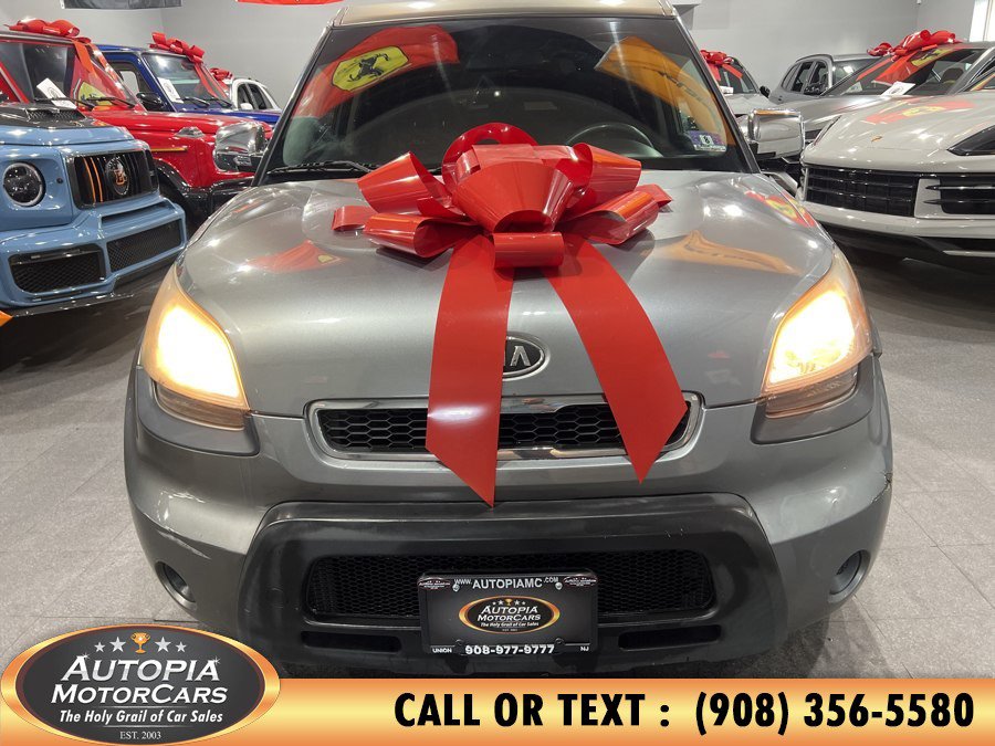 Used 2010 Kia Soul + w/ Audio Pkg FWD image 27