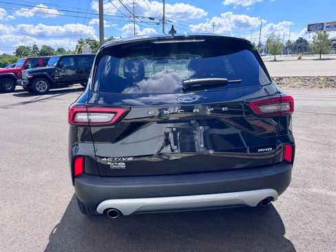 Used 2023 Ford Escape Active AWD/4WD image 4