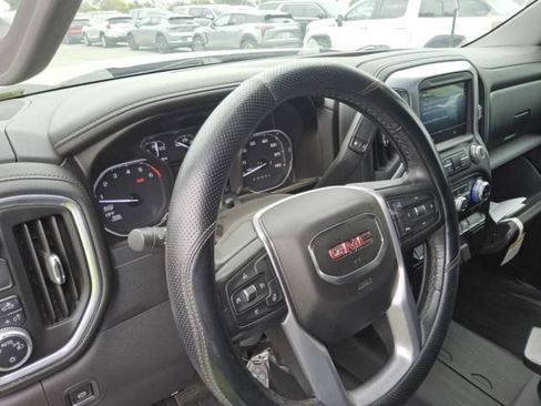 Used 2021 GMC Sierra 1500 SLE RWD image 3