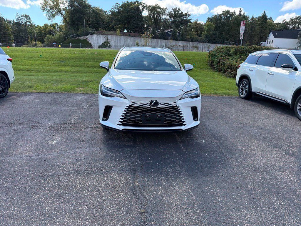 Used 2023 Lexus RX 350 Premium w/ Accessory Package AWD/4WD image 12