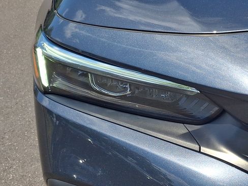 Used 2023 Honda Civic LX image 9