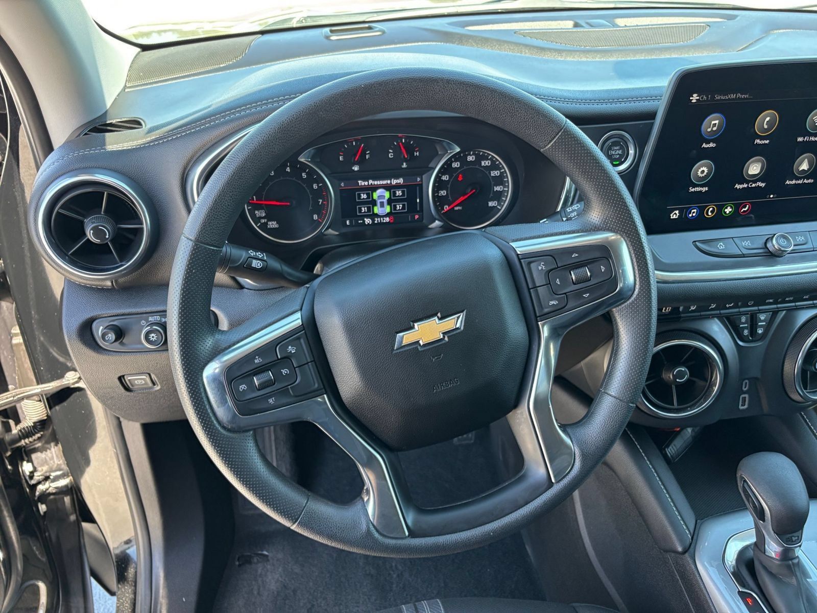 Used 2026 Chevrolet Blazer LT FWD image 29