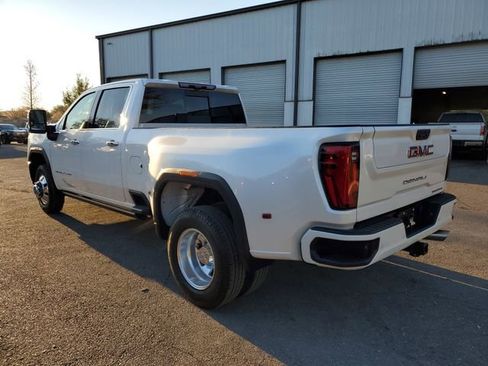 Used 2024 GMC Sierra 3500 Denali w/ Denali Reserve Package image 3