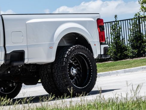 Used 2025 Ford F450 Platinum AWD/4WD image 54