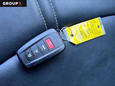 Certified 2022 Toyota Corolla LE w/ Premium Interior Package image 15