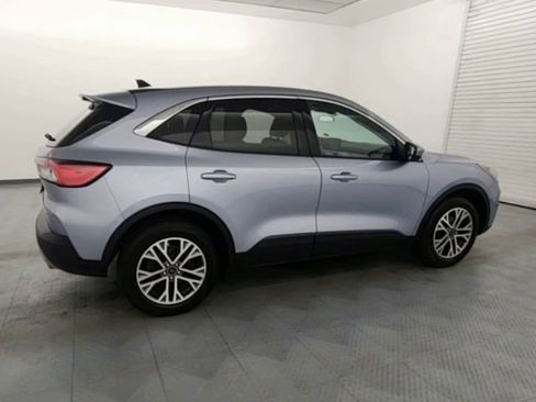 Used 2022 Ford Escape SEL image 8