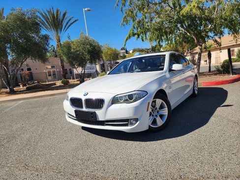 Used 2013 BMW 528i Sedan RWD image 17