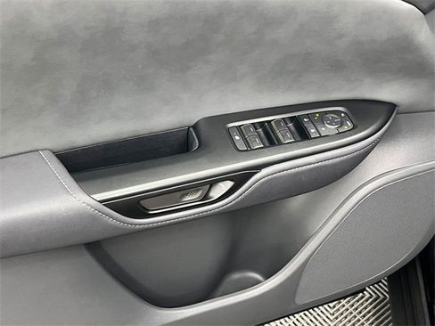 Certified 2023 Lexus RZ 450e Premium image 10