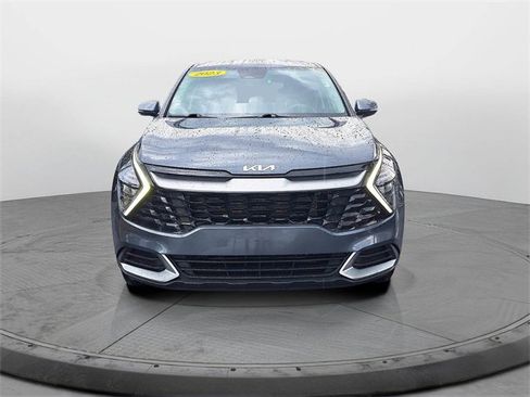 Used 2023 Kia Sportage EX image 2