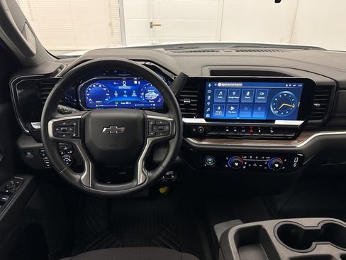 Used 2023 Chevrolet Silverado 1500 RST image 21