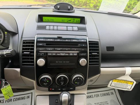 Used 2010 MAZDA MAZDA5 Touring FWD image 17