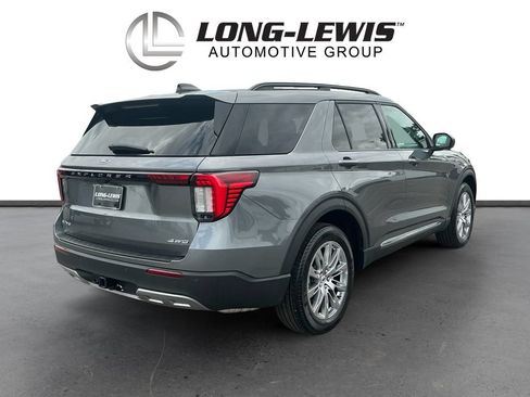 Used 2025 Ford Explorer Active w/ Active Comfort Package AWD/4WD image 7