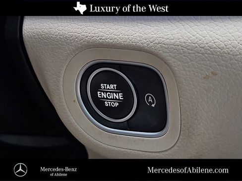 Used 2023 Mercedes-Benz GLE 450 4MATIC image 25