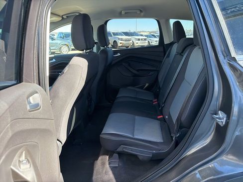 Used 2018 Ford Escape SE image 20