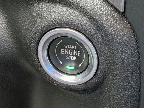 Used 2021 GMC Sierra 2500 Denali w/ Denali Ultimate Package image 33