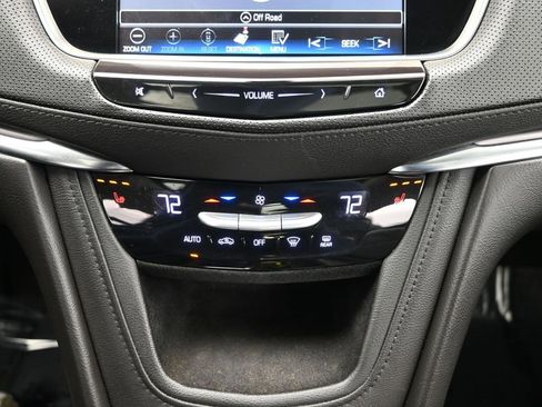 Used 2018 Cadillac XT5 Luxury w/ LPO, Sport Package image 39
