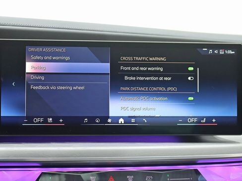 Used 2023 BMW i7 xDrive60 w/ Executive Package 2 image 27