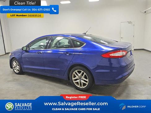 Used 2014 Ford Fusion SE FWD image 3