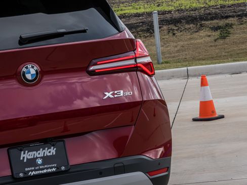 New 2026 BMW X3 xDrive30 w/ Convenience Package image 8