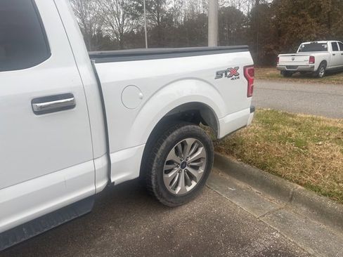 Used 2018 Ford F150 XL w/ Equipment Group 101A Mid image 10