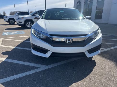 Used 2016 Honda Civic EX image 4