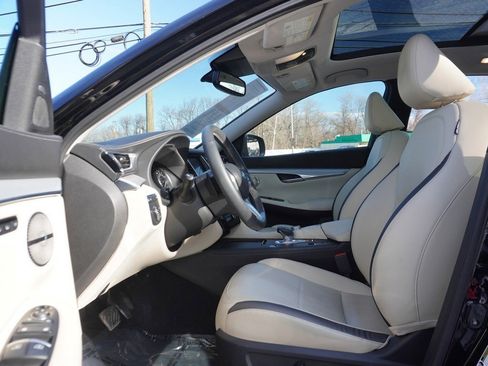 Used 2022 INFINITI QX50 Essential w/ Cargo Package image 33