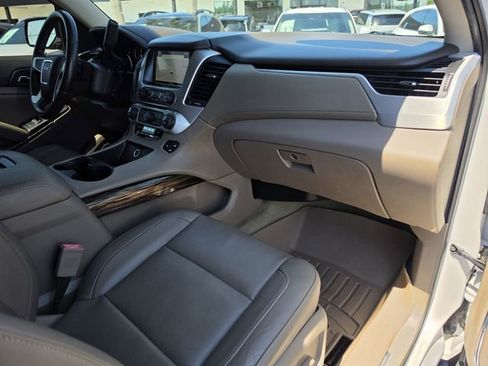 Used 2016 GMC Yukon SLT w/ Open Road Package RWD image 23