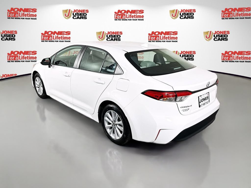 Certified 2026 Toyota Corolla LE w/ LE Premium Package FWD image 2