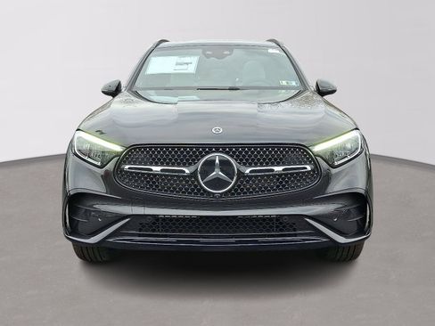 Used 2026 Mercedes-Benz GLC 300 4MATIC image 2