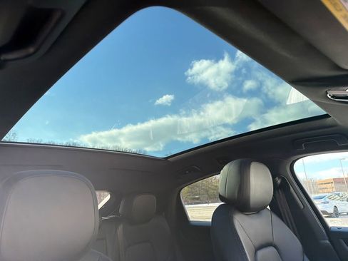 Used 2021 Porsche Cayenne Coupe image 14