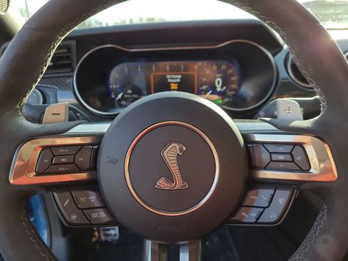 Used 2020 Ford Mustang Shelby GT500 w/ Technology Package image 23