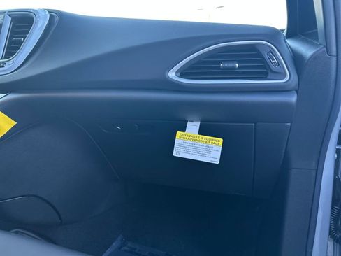 New 2026 Chrysler Voyager LX image 29