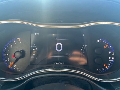 Used 2015 Jeep Grand Cherokee Overland w/ Advanced Technology Group image 17