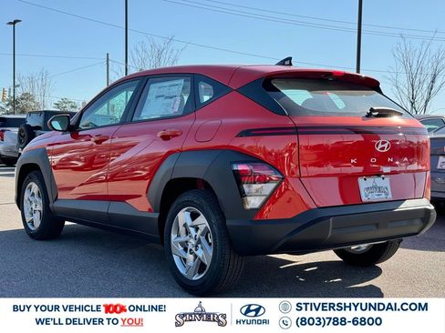 Certified 2025 Hyundai Kona SE image 10