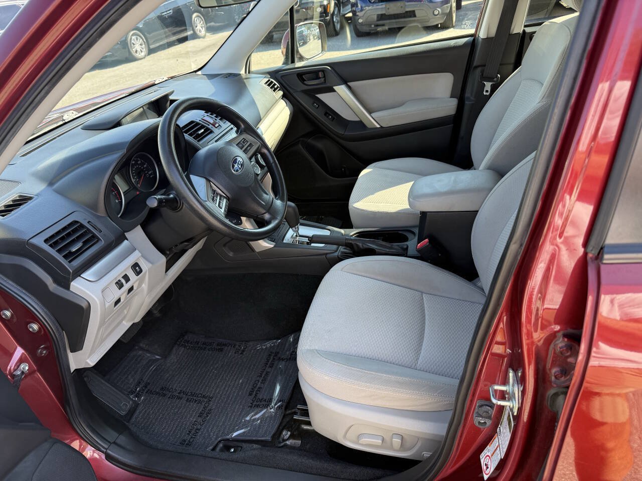 Used 2015 Subaru Forester 2.5i Premium w/ Protection Package #1 AWD/4WD image 6