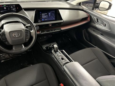 Used 2023 Toyota Prius Prime SE image 22