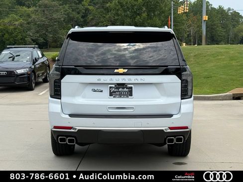 Used 2026 Chevrolet Suburban High Country AWD/4WD image 13