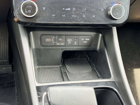 Used 2025 Hyundai Tucson SEL AWD/4WD image 22