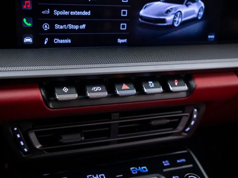 Certified 2022 Porsche 911 Carrera 4S AWD/4WD image 23