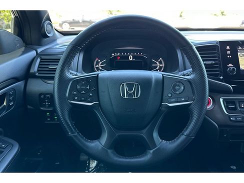 Used 2025 Honda Passport TrailSport image 35